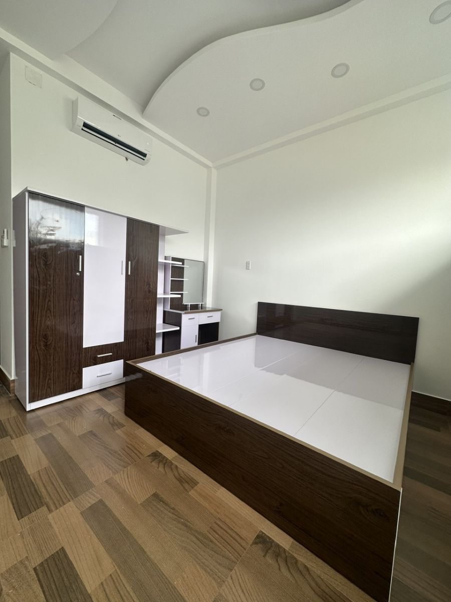 giường ngủ nhựa giá rẻ