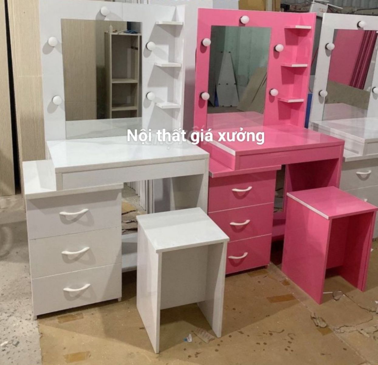 Bàn Trang Điểm Nhựa Đài Loan