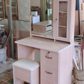 Bàn trang điểm nhựa Đài Loan HL17