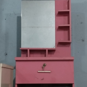 BÀN TRANG ĐIỂM NHỰA ĐÀI LOAN HL13