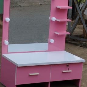 Bàn trang điểm nhựa Đài Loan HL10