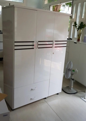 Tủ Nhựa Đài Loan 3 Cánh HL08 - Màu Trắng Họa Tiết Sọc