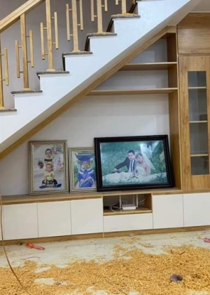 Kệ cầu thang nhựa Đài Loan cao cấp HL07